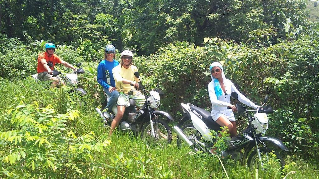 Mangoriders Beach Club Caticlan Buitenkant foto
