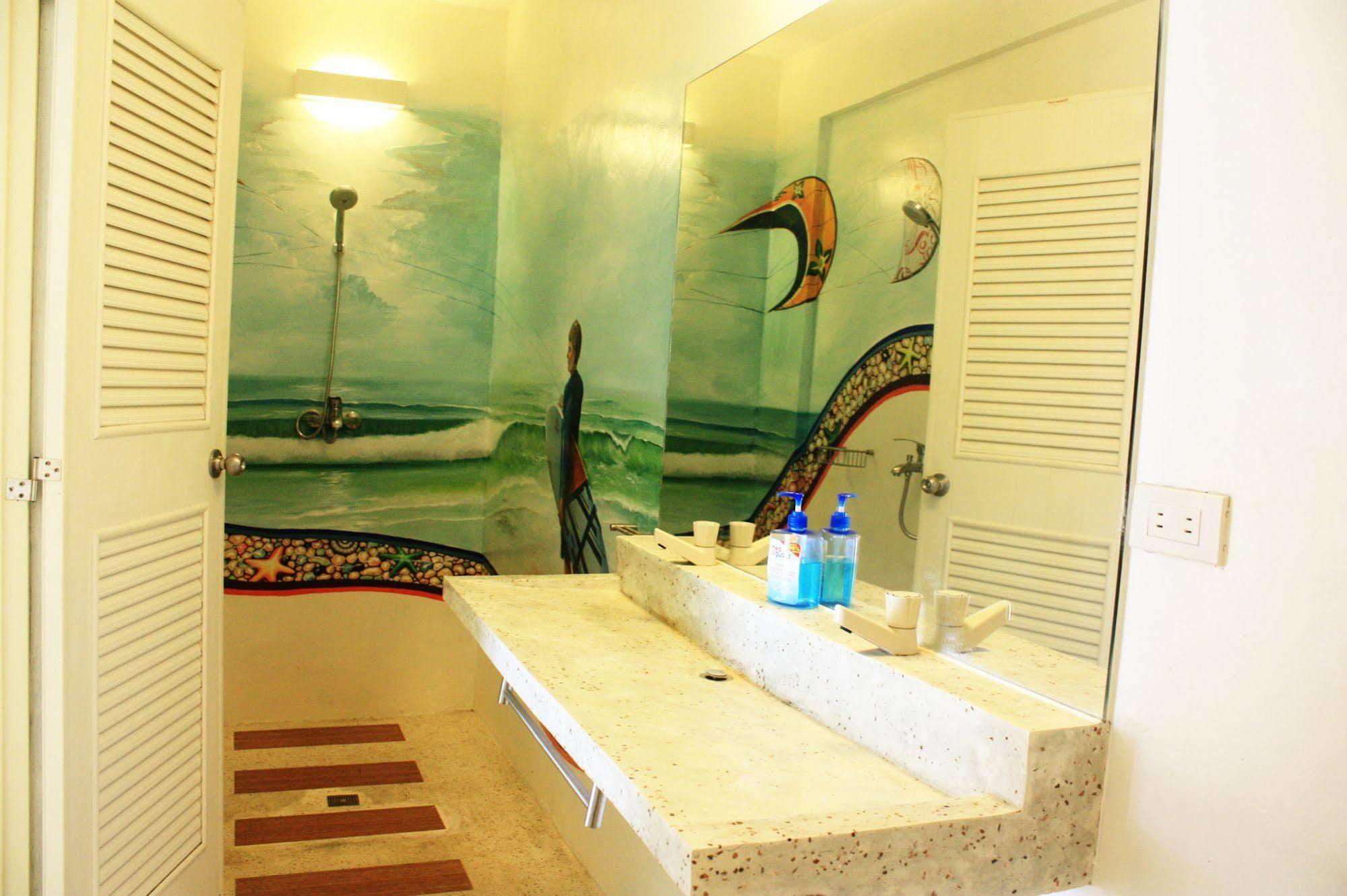 Mangoriders Beach Club Caticlan Buitenkant foto